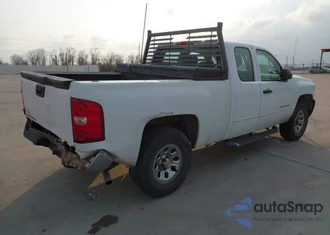 2010 Chevrolet Silverado 1500 Work Truck z USA, uszkodzony, nr VIN 1GCSCPEX5AZ150665